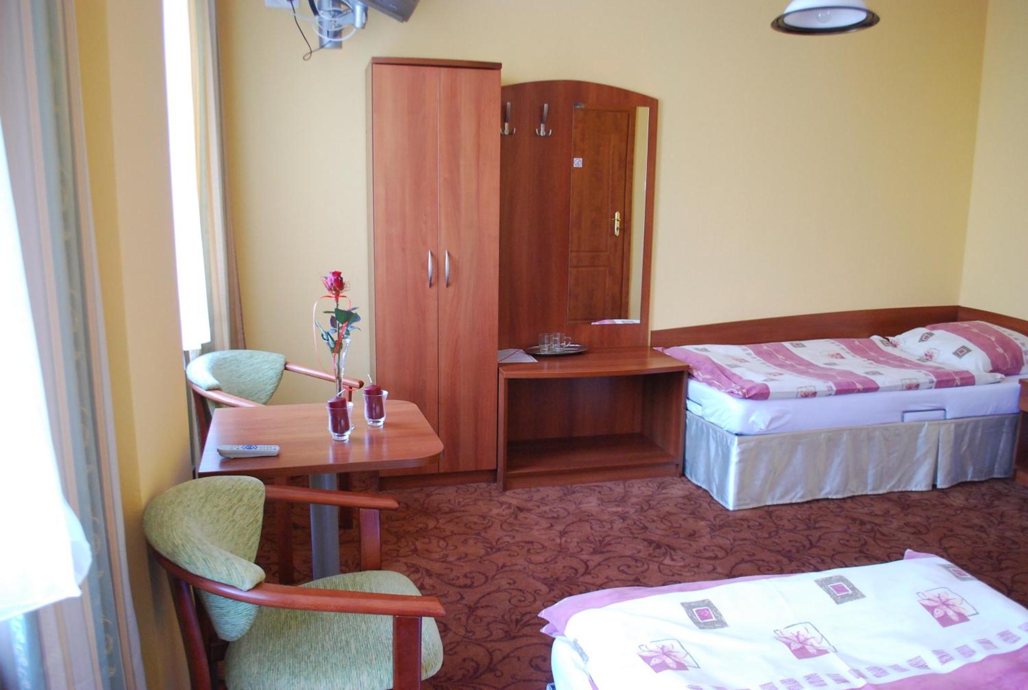 Hotel Anka Słubice Exteriör bild