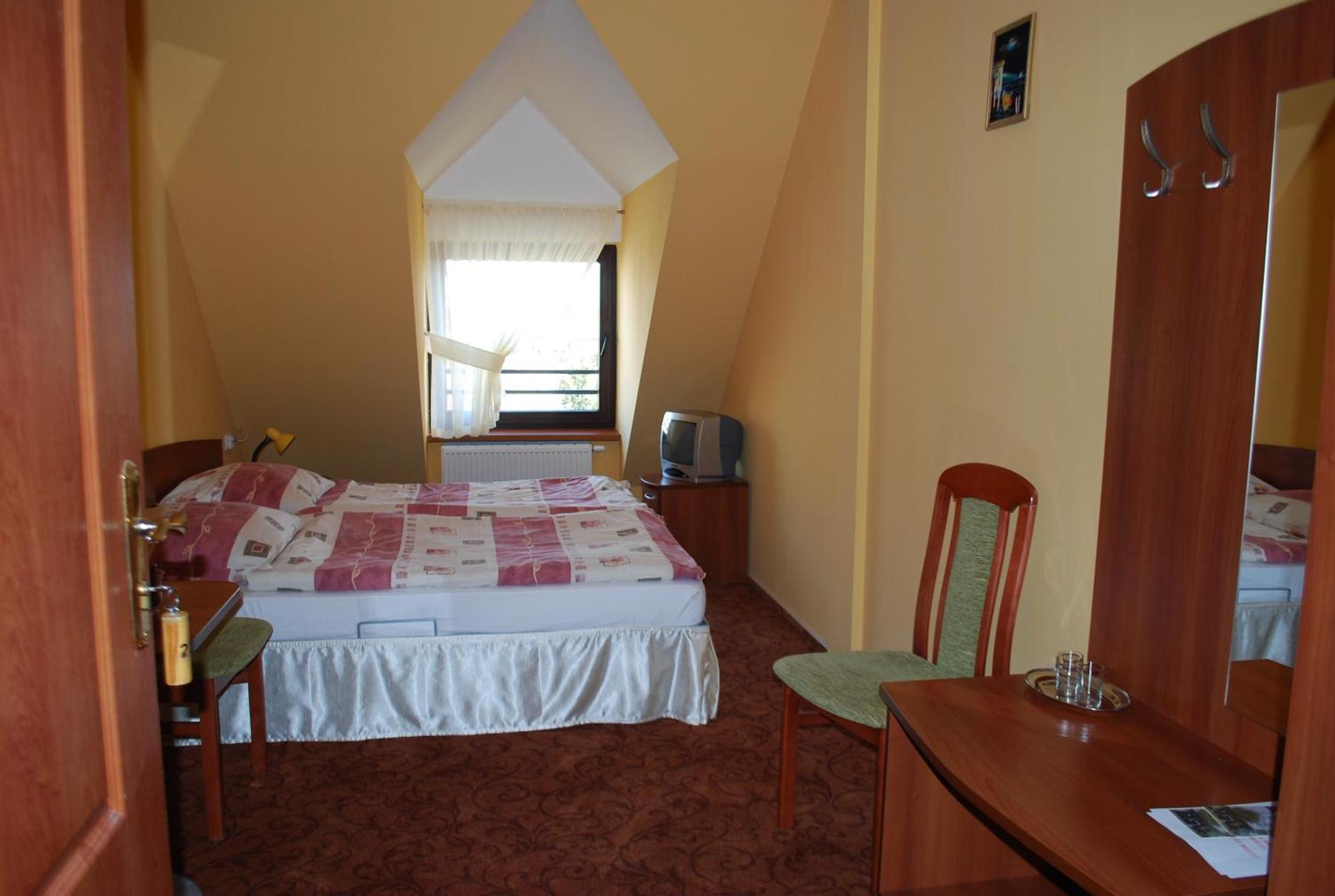 Hotel Anka Słubice Exteriör bild